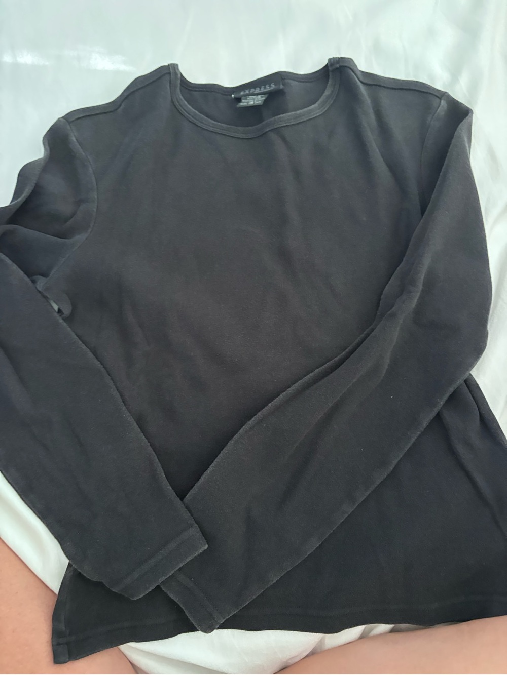 Express Women’s Black Long-Sleeve Crewneck Top